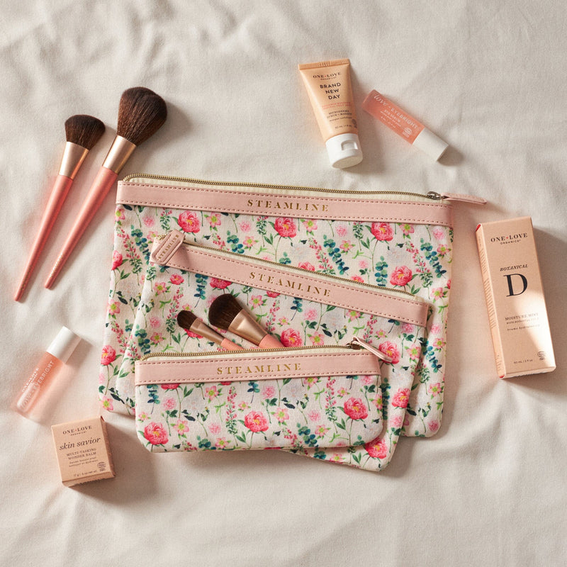 The Illustrator Pink - Cosmetic Case Set