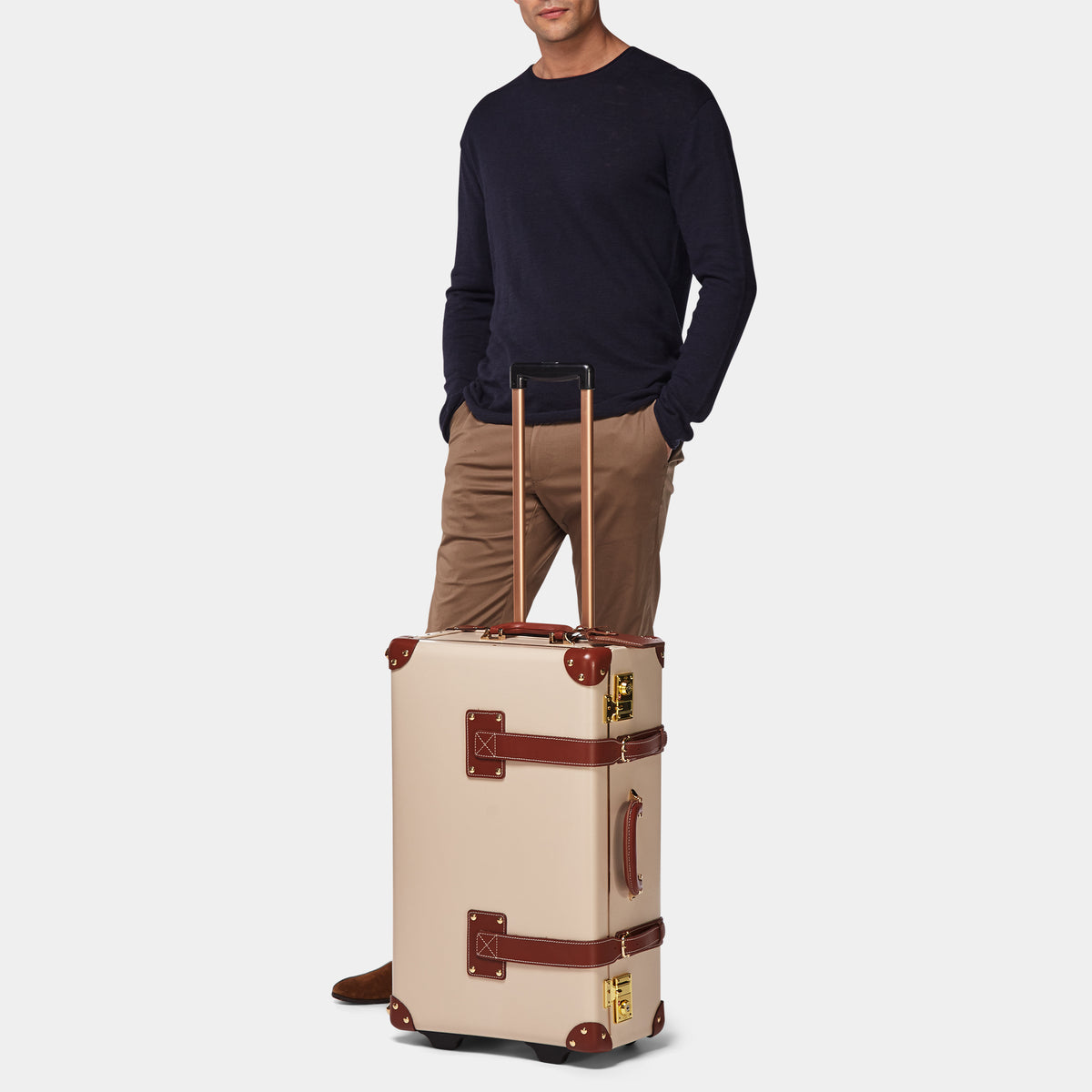 Diplomat Stowaway