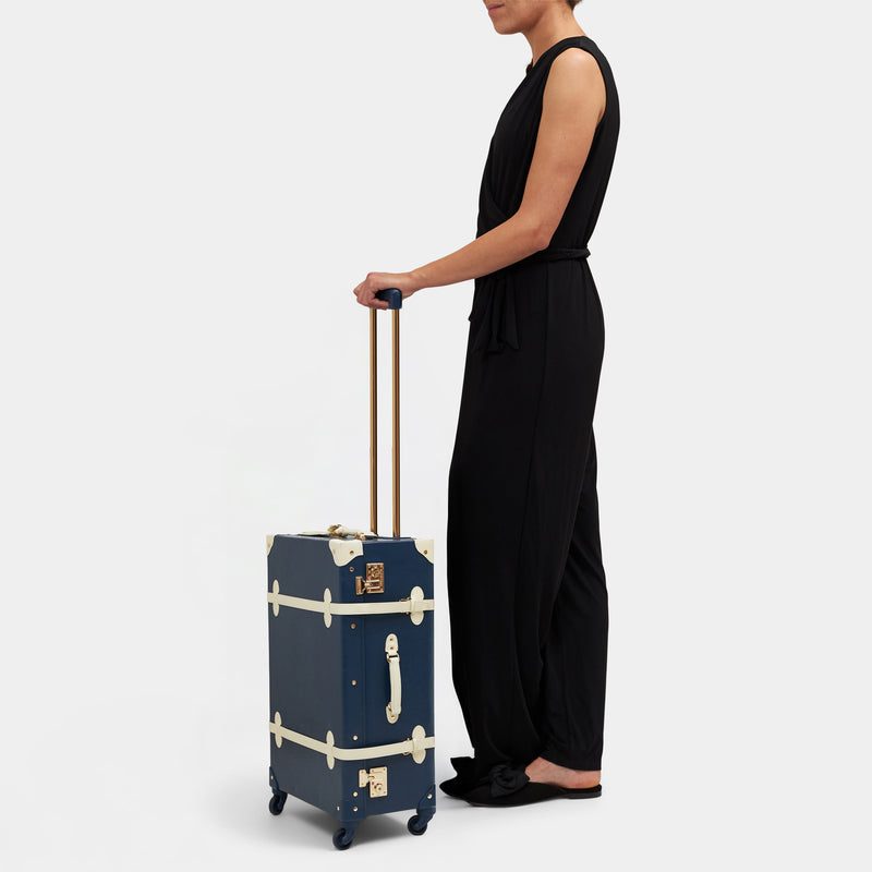 The Entrepreneur 2.0 - Navy Carryon (4 Wheel)