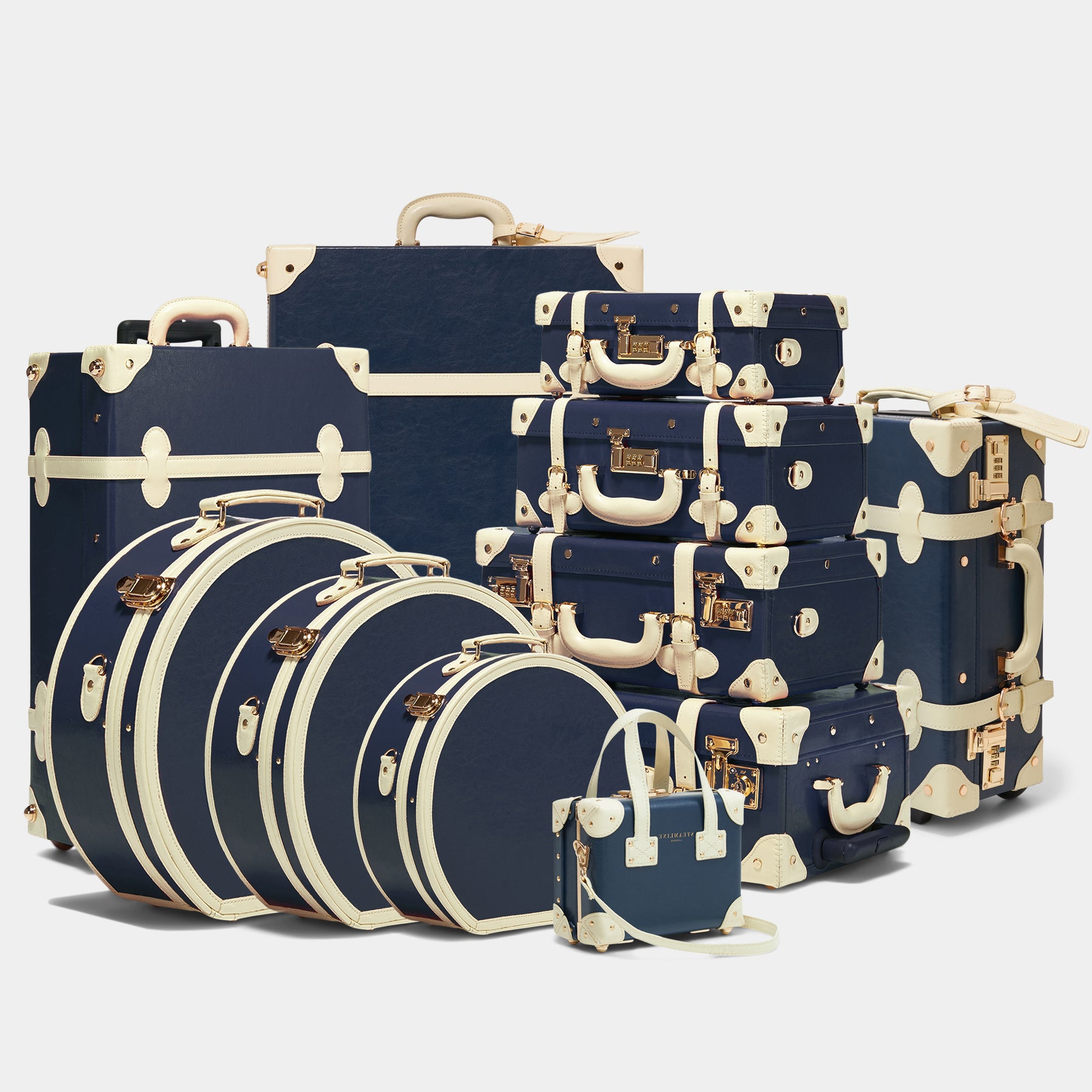 The Entrepreneur 2.0 - Navy Carryon (4 Wheel)