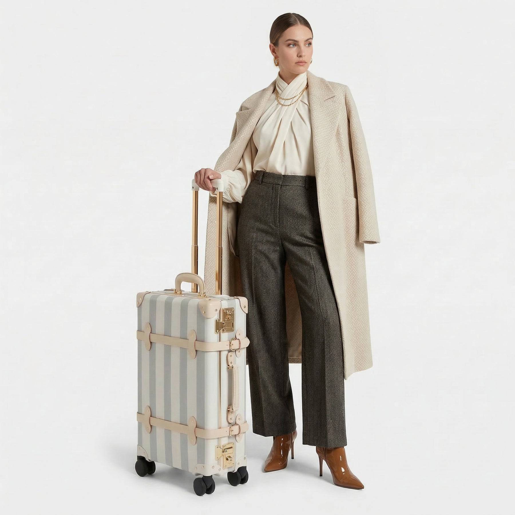 The Illustrator - Blue Carryon Spinner