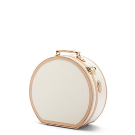 Angled product view of the deluxe hatbox Sweetheart fibreboard suitcase in cream