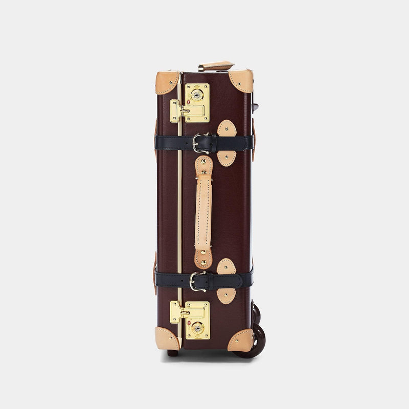 Side product view of the carry-on Architect leather suitcase in burgundy