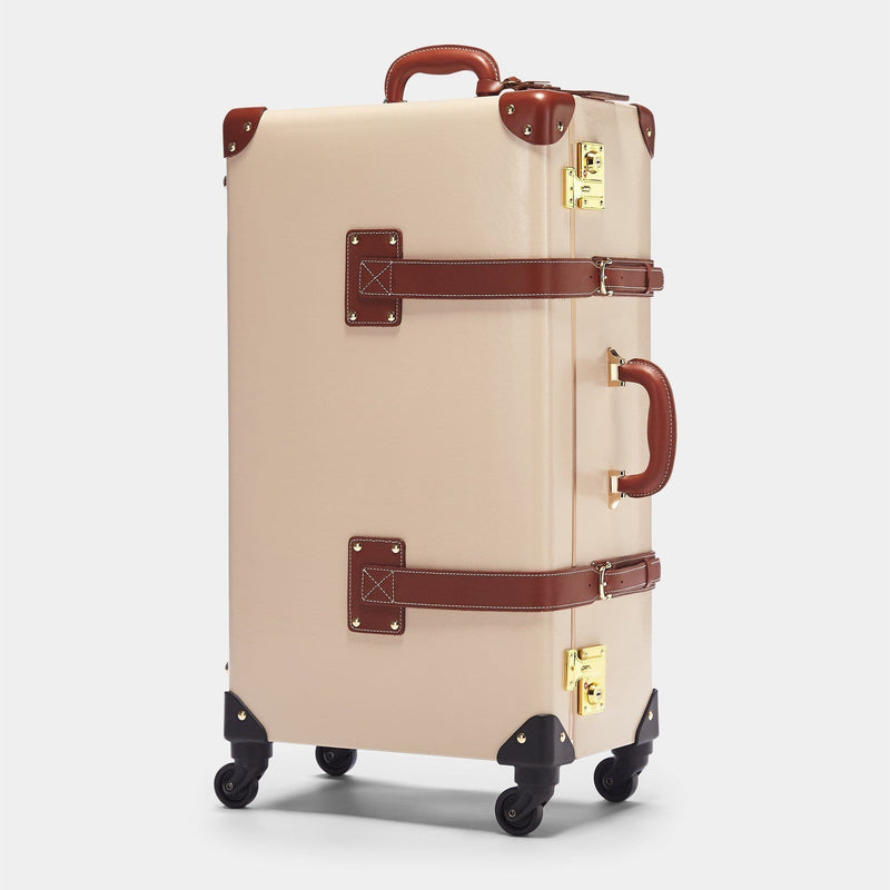 Angled product view of the check-in Diplomat leather suitcase in black